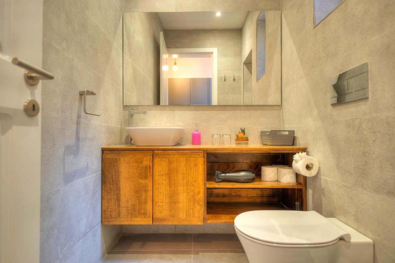 Beautifully Furnished Flat In The Center Jbal1-1 Appartamento *